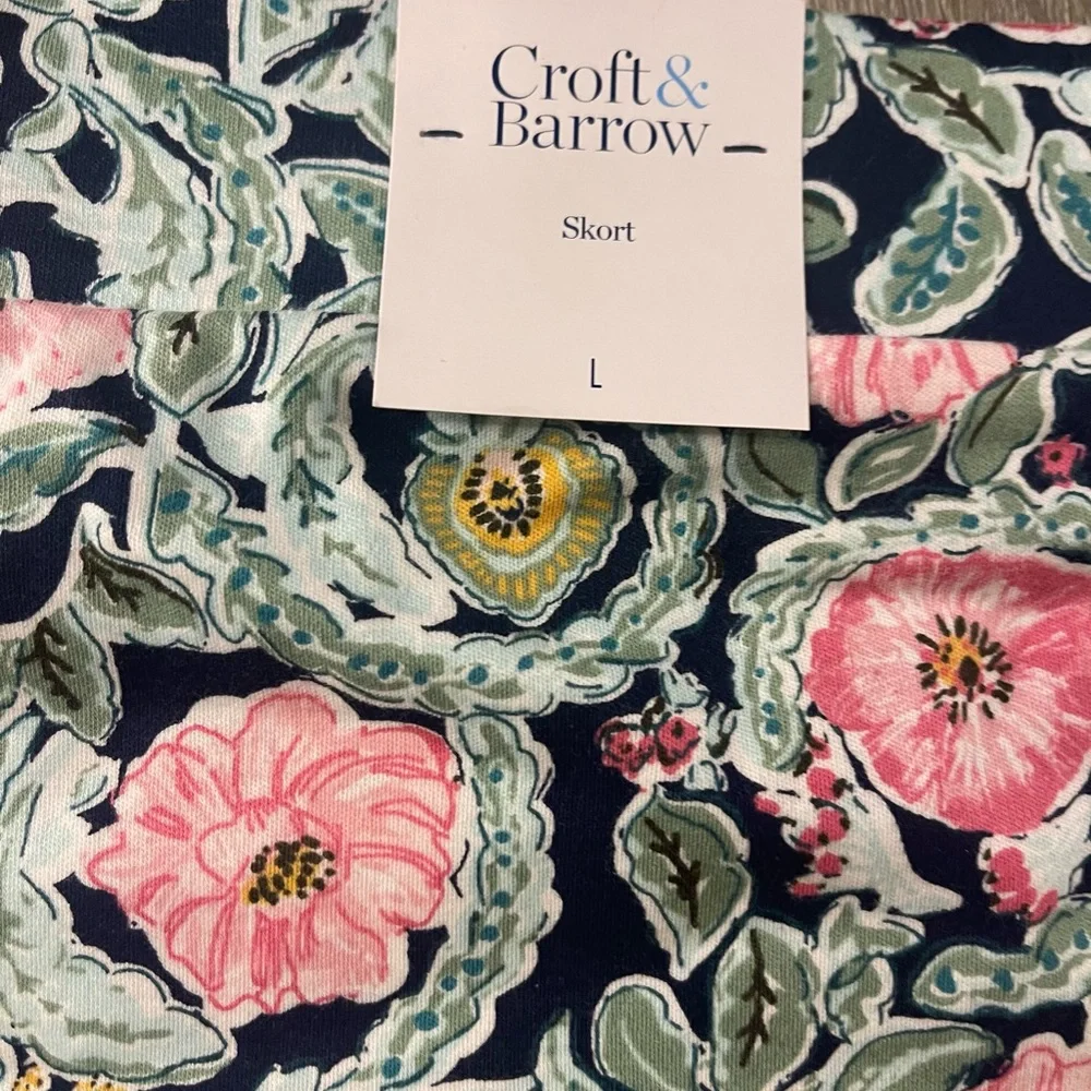 Croft & Barrow Floral Skort L Navy Pink - Picture 2 of 3